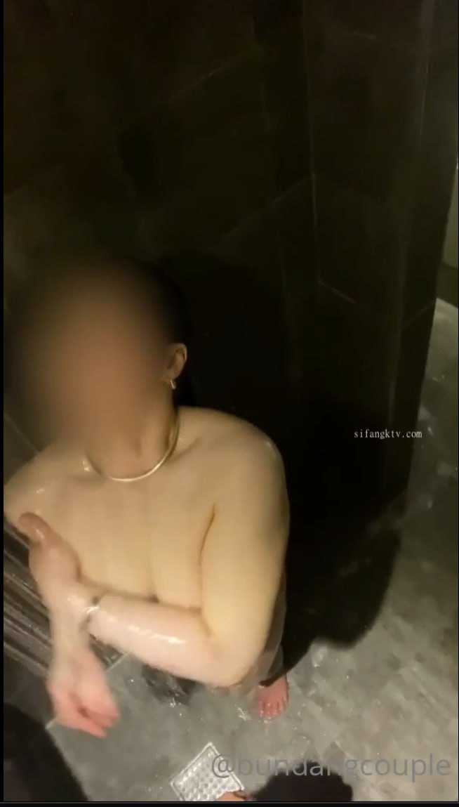 MADM-164 隣人NTR 隣の絶倫巨根に誘われて… 旦那の出張中に隣人の極太チ○ポに沼った爆乳むっちり妻